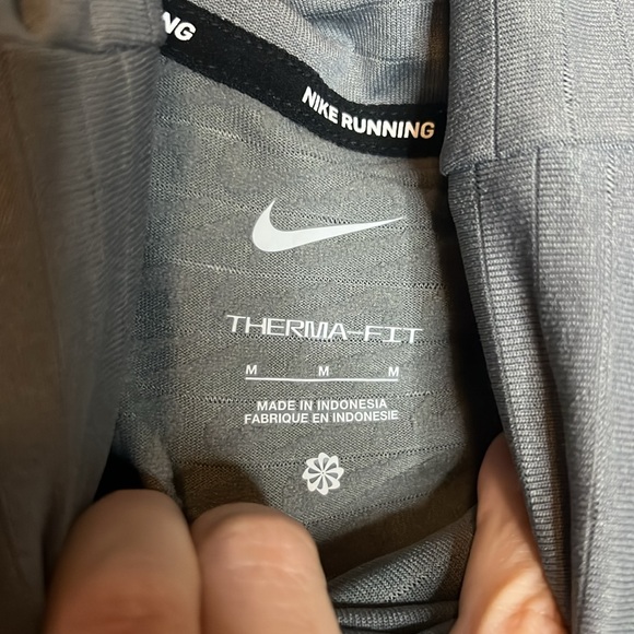 NWT Nike Therma-Fit Swift Element Long Sleeve Running Top - Smoke Grey - Picture 6 of 7